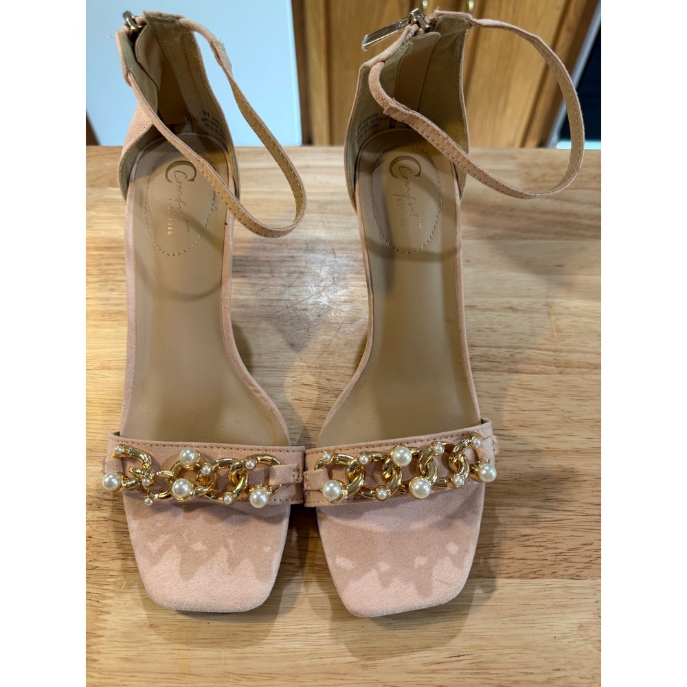 Comfort‎ Plus Pink Suede Heels Size 8 Pearl Chain Ankle Strap Sandals